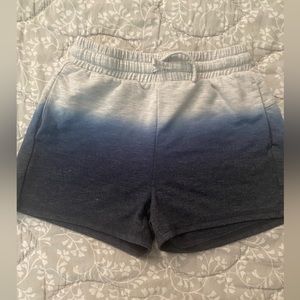 Gender neutral runway brand ombré shorts size 6-7